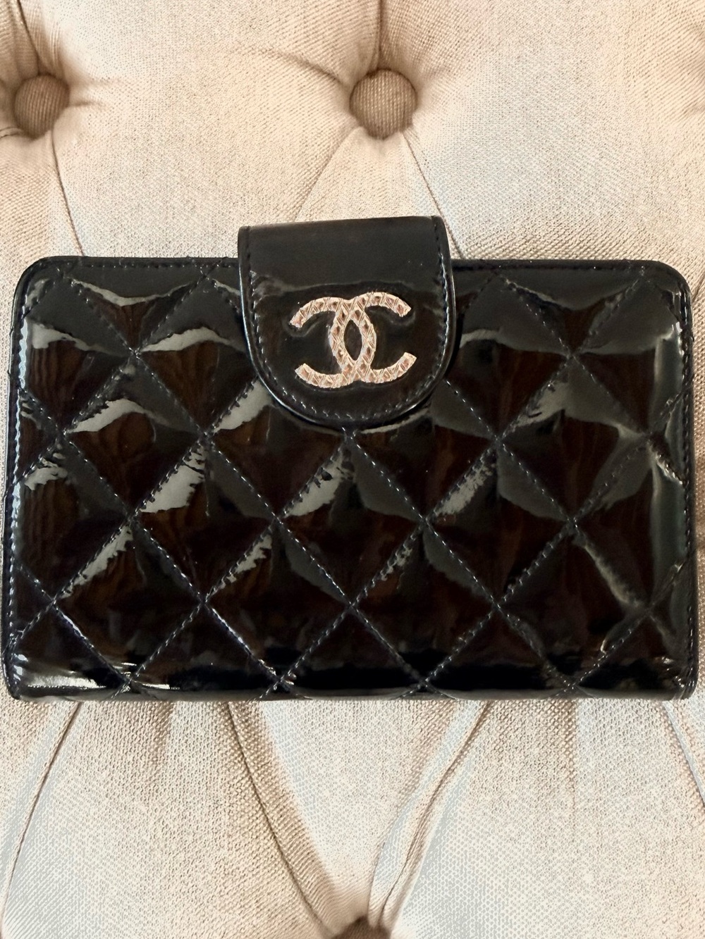 Authentic Chanel Brilliant Collection French Bifold Wallet -Medium Full Set